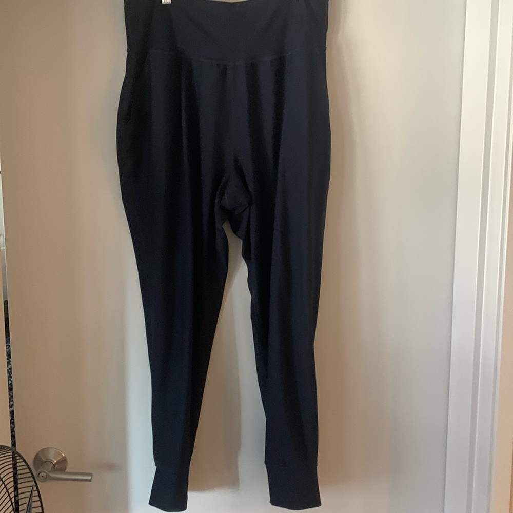 Women’s Old Navy Powersoft joggers,navy blue, XL